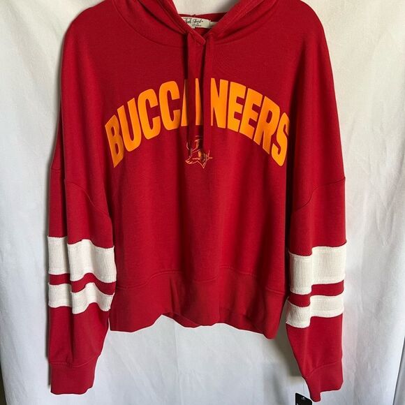 Junk Food Tampa Bay Buccaneers Women's Red/White Sideline Stripe Hoodie NWT XXL - Picture 2 of 6